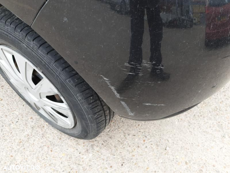 Dezmembrez Dacia Sandero 2 Negru Anglia - 9
