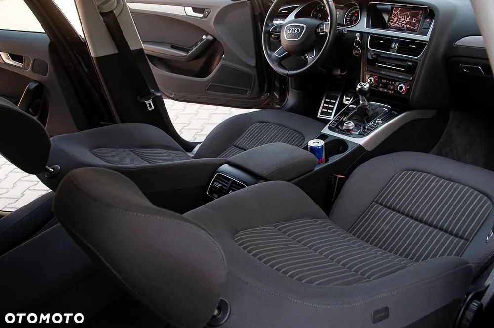 Audi A4 Limousine 1.8 TFSI Ambiente - 25