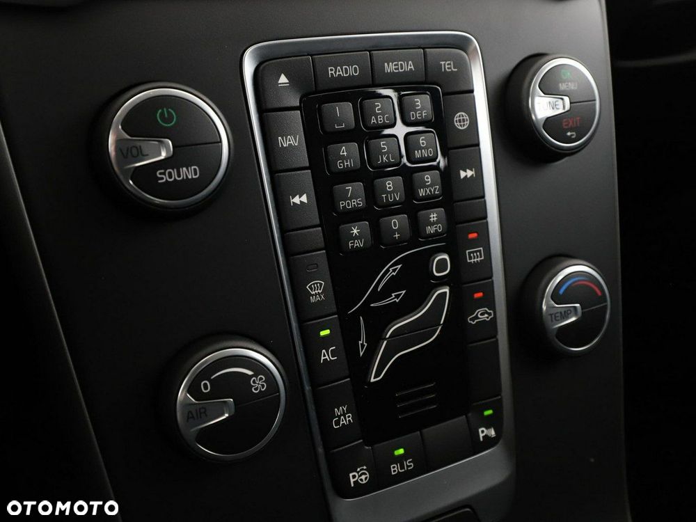 Volvo V40 Cross Country D2 - 26