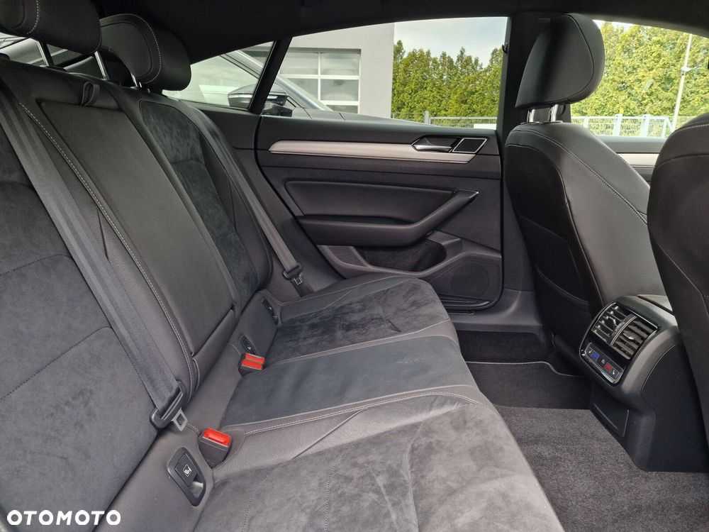 Volkswagen Arteon 2.0 TSI 4Motion R-Line DSG - 16