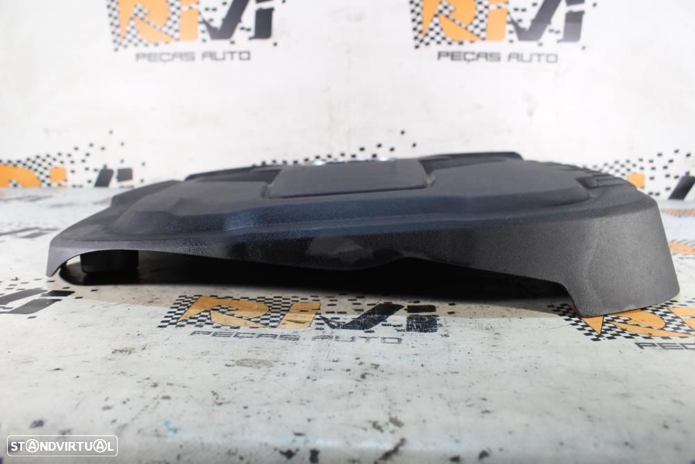 Tampa De Motor Audi A4 (8K2, B8)  04L103925d / Audi 2.0 Tdi A4 A5 A6 Q - 5