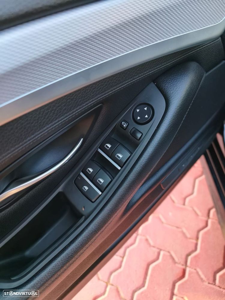 BMW M550d xDrive Auto - 21