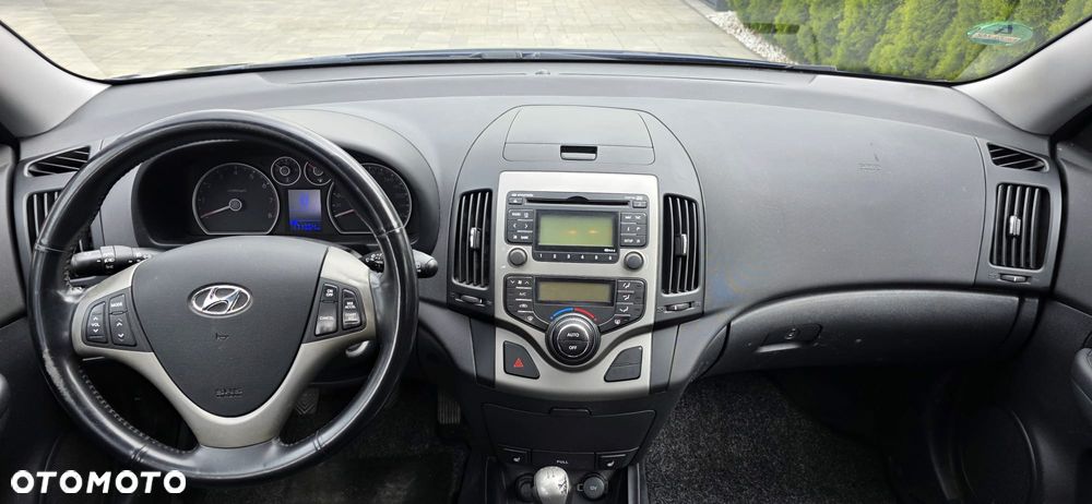 Hyundai i30 2.0 Premium - 10