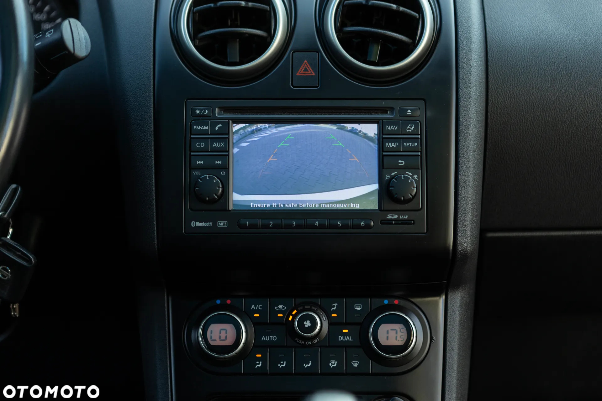 Nissan Qashqai 1.6 Tekna - 29
