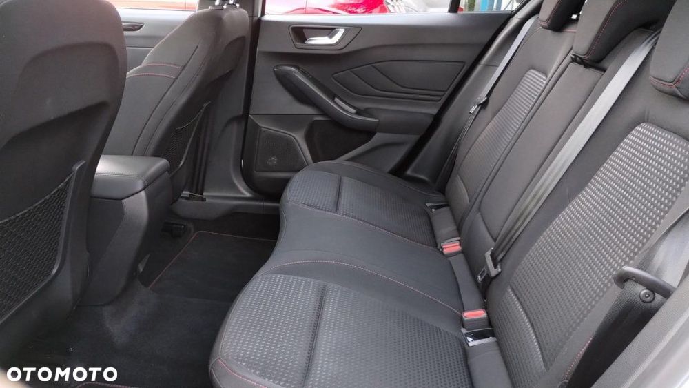 Ford Focus - 18
