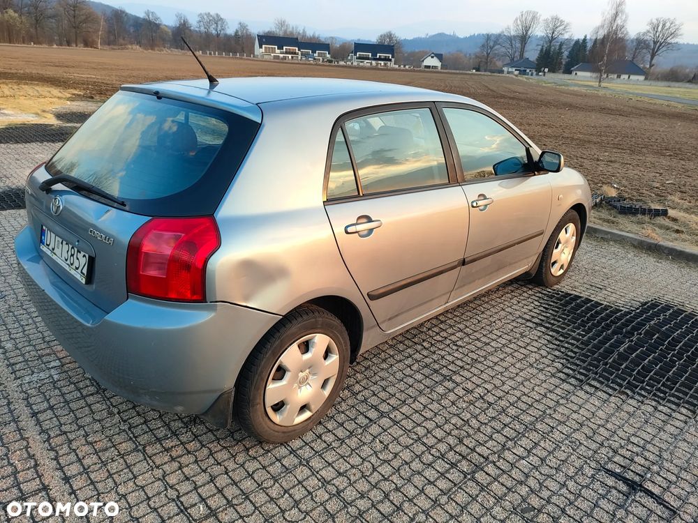Toyota Corolla 1.4 VVT-i Base - 4