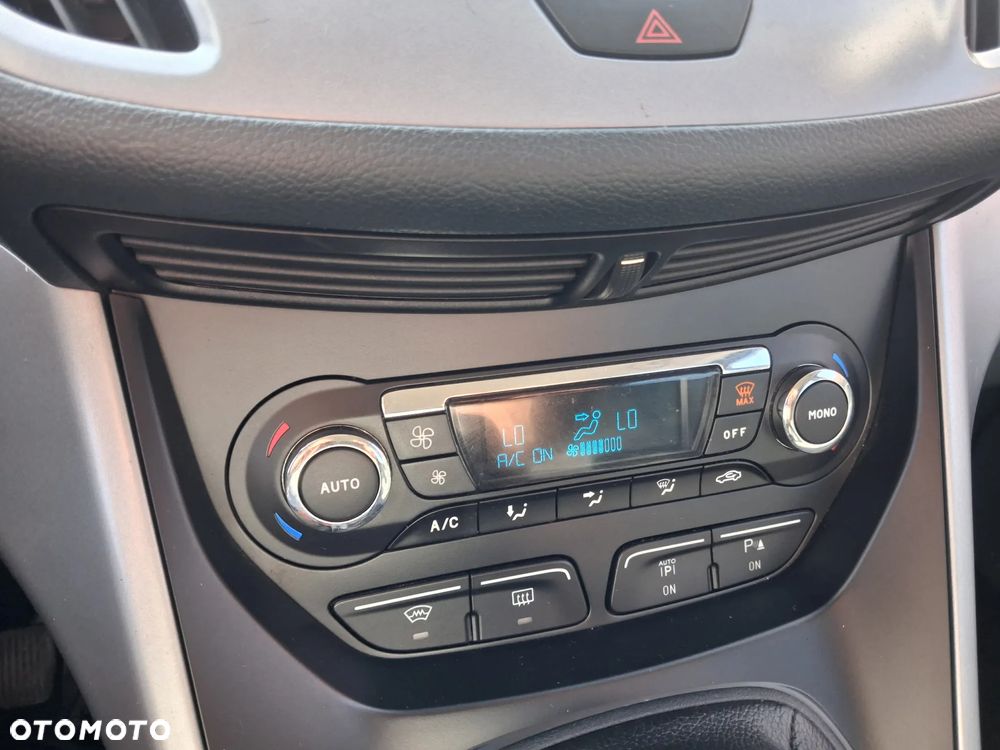 Ford C-MAX 1.6 Ti-VCT Titanium - 15