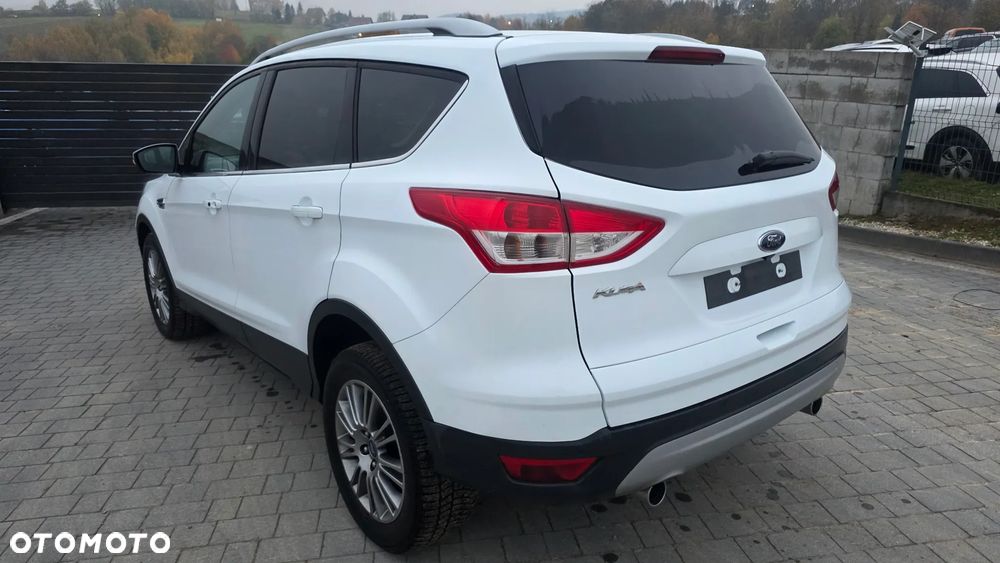 Ford Kuga 2.0 TDCi 4x4 Titanium - 6