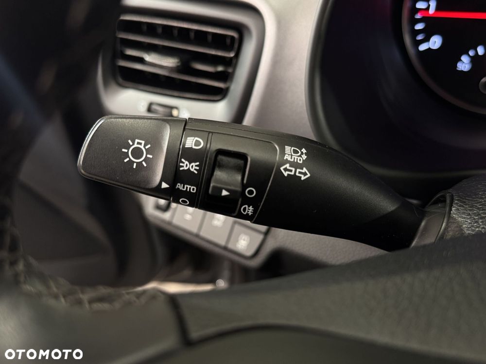 Kia Stonic - 20