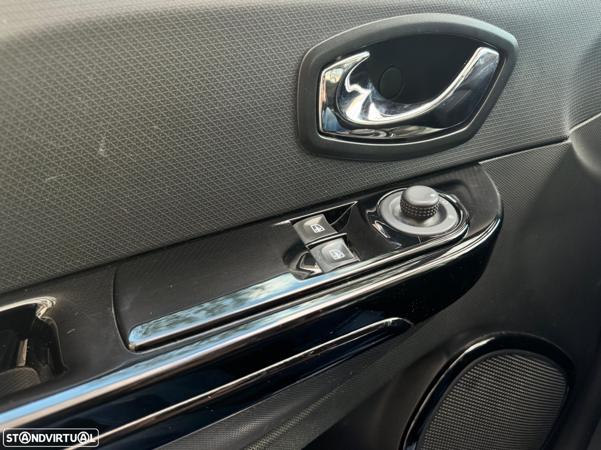 Renault Clio Energy dCi 90 Start & Stop Intens - 14