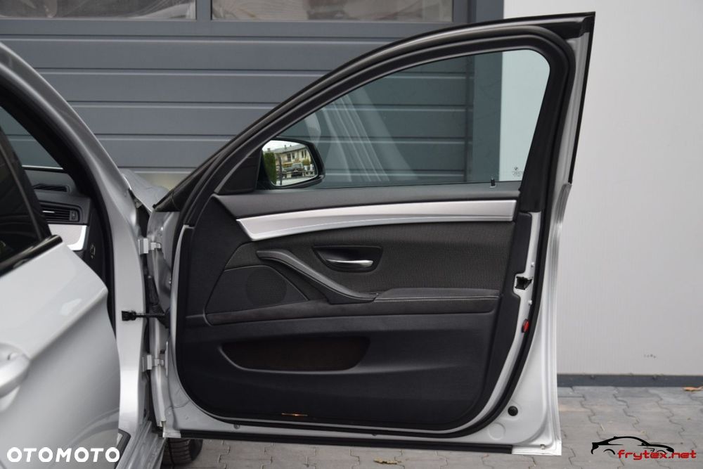 BMW Seria 5 - 22