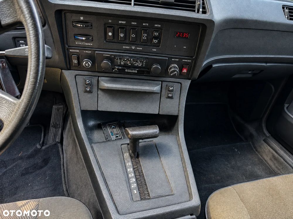 BMW Seria 7 - 12