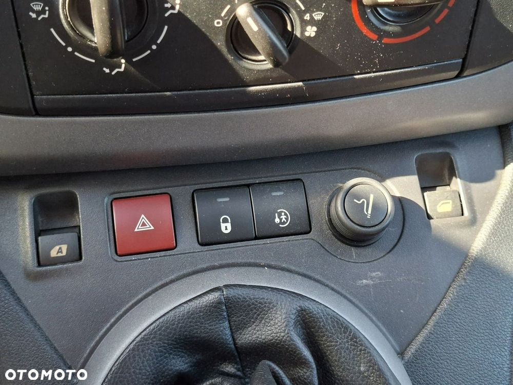 Citroën Berlingo VTi 120 Silver Selection - 23