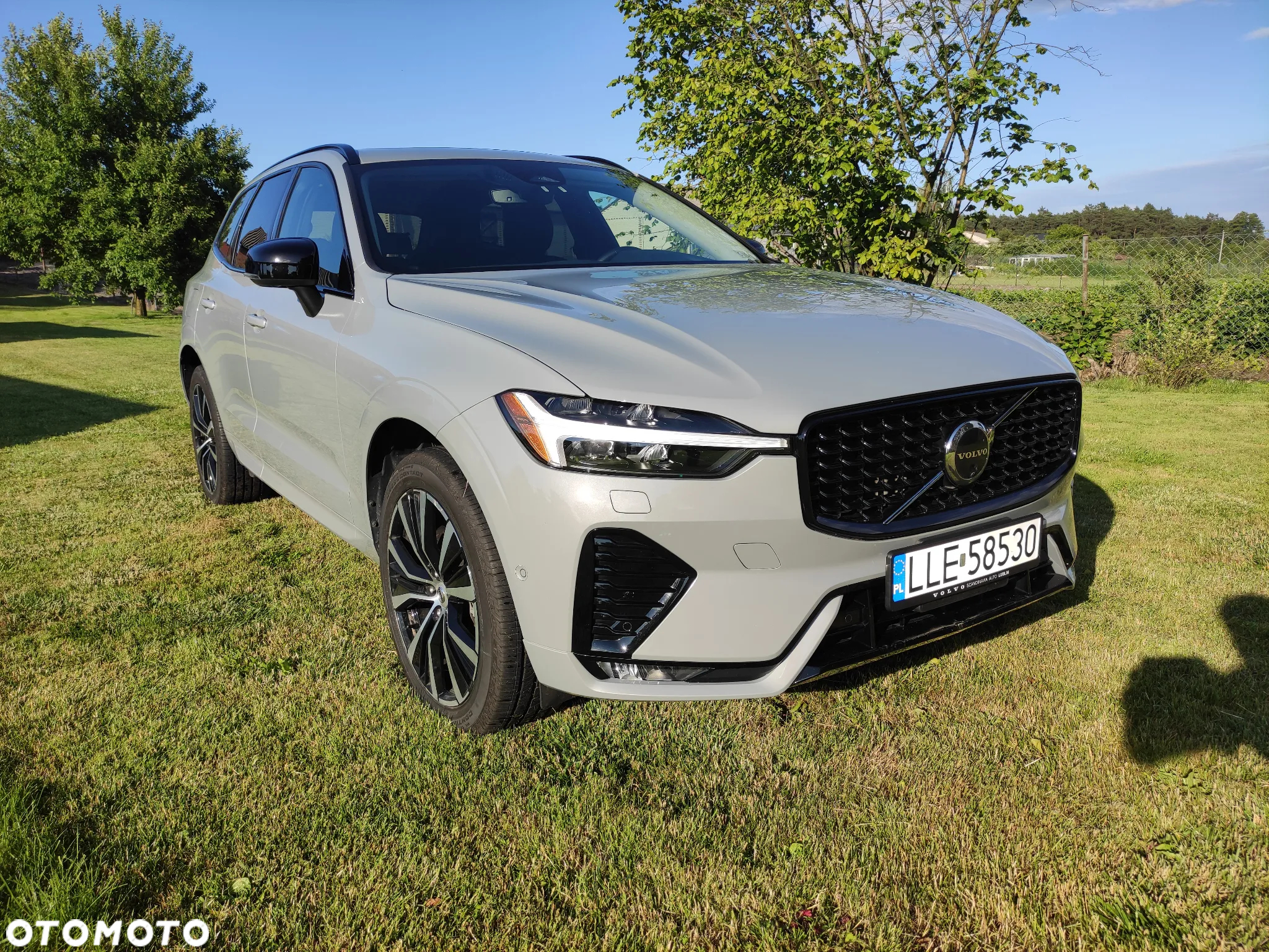 Volvo XC 60 B5 B AWD Plus Dark - 2