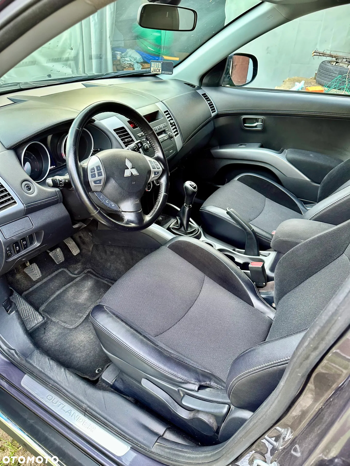 Mitsubishi Outlander 2.0 2WD - 7
