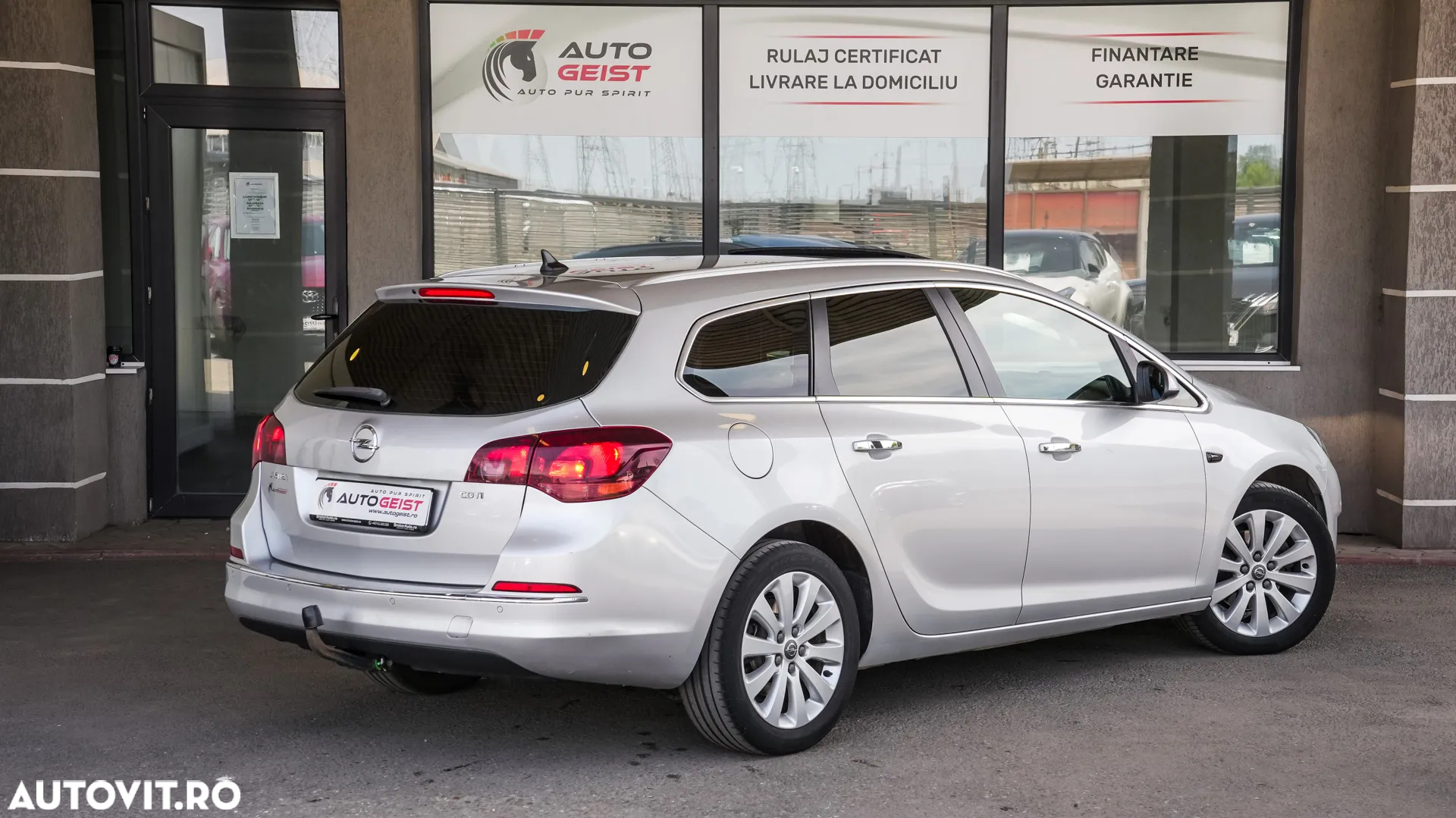 Opel Astra 1.7 CDTI Cosmo - 4
