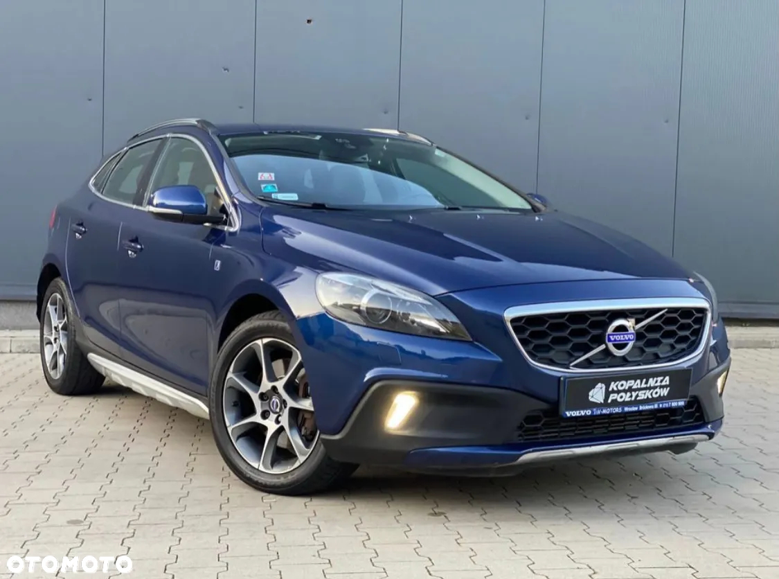 Volvo V40 Cross Country T4 AWD Ocean Race - 3