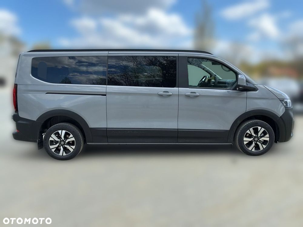 Volkswagen Caravelle - 8