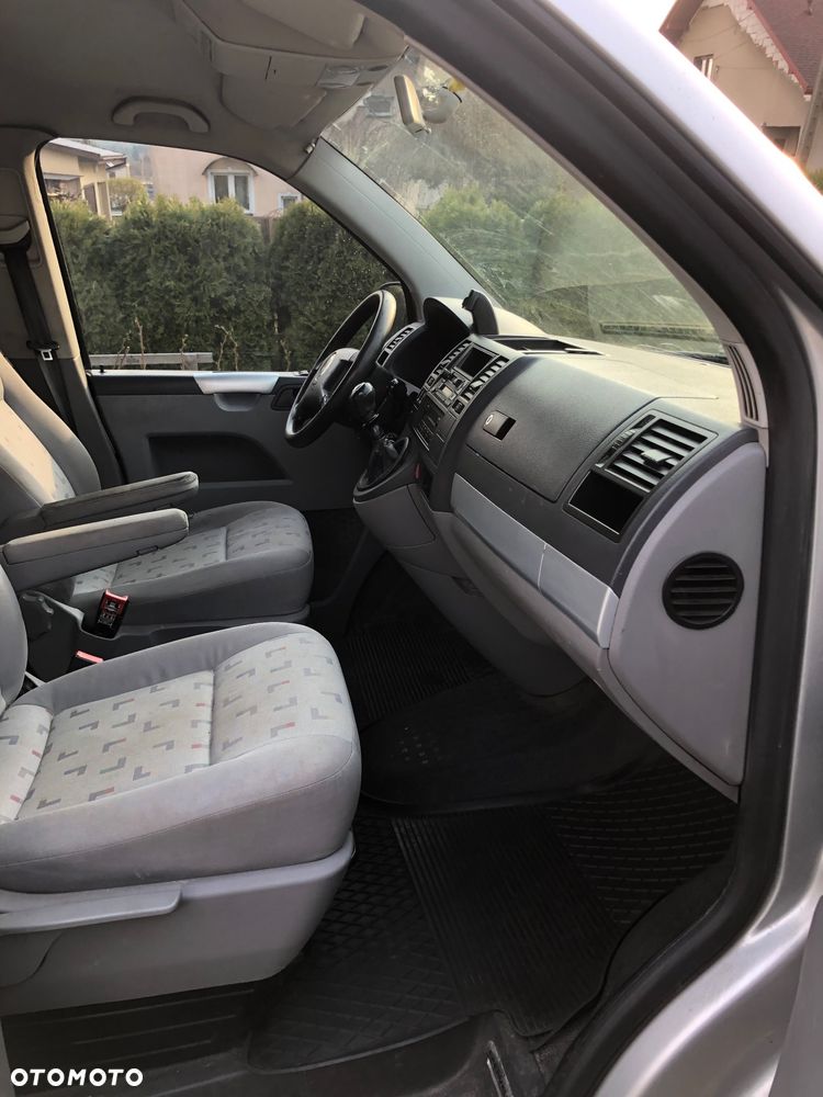 Volkswagen Caravelle L1 - 7