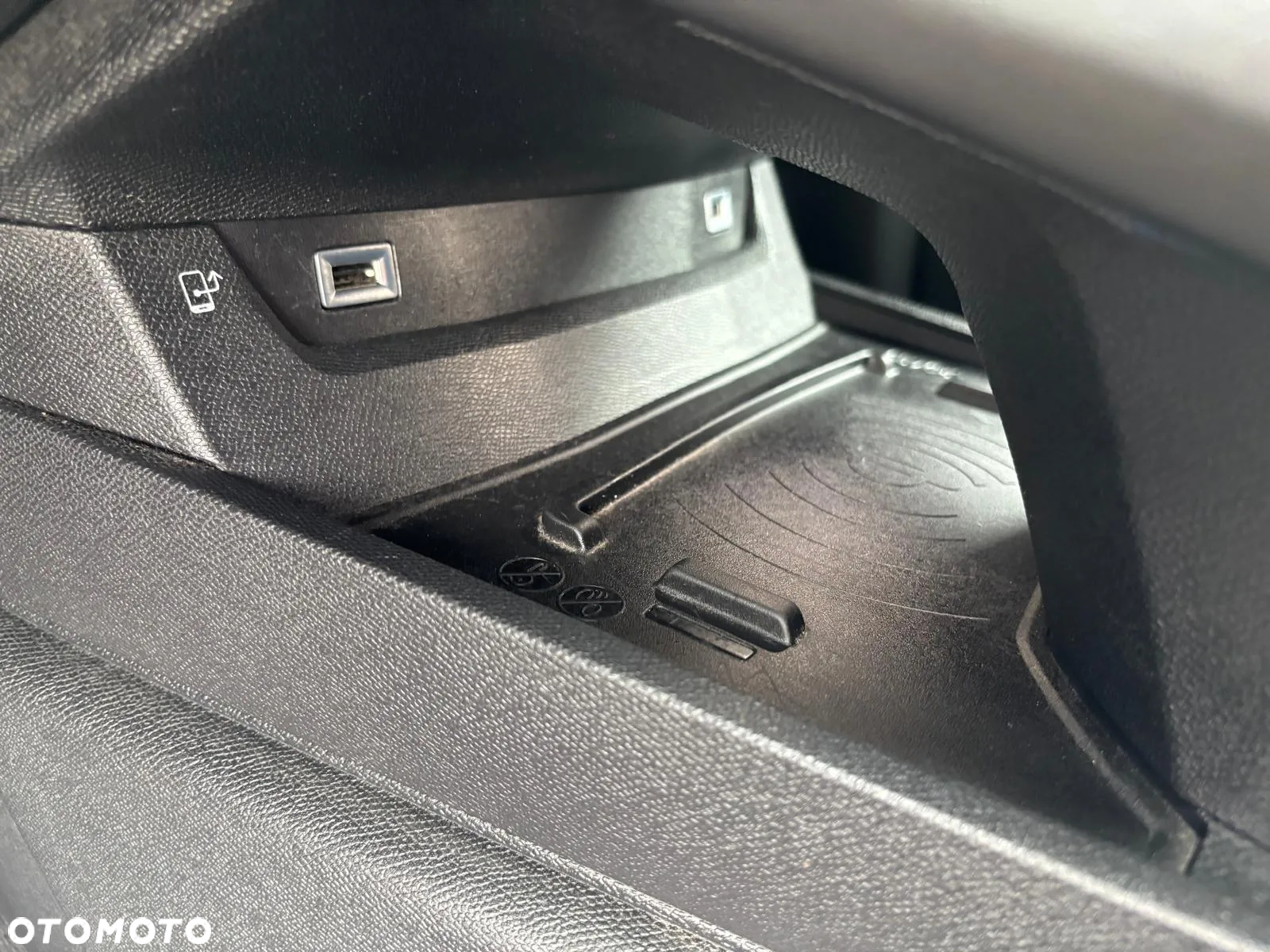 Peugeot 508 BlueHDi 130 EAT8 Active Pack - 33