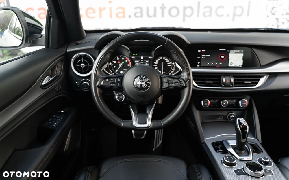 Alfa Romeo Stelvio 2.0 Turbo Veloce Q4 - 10
