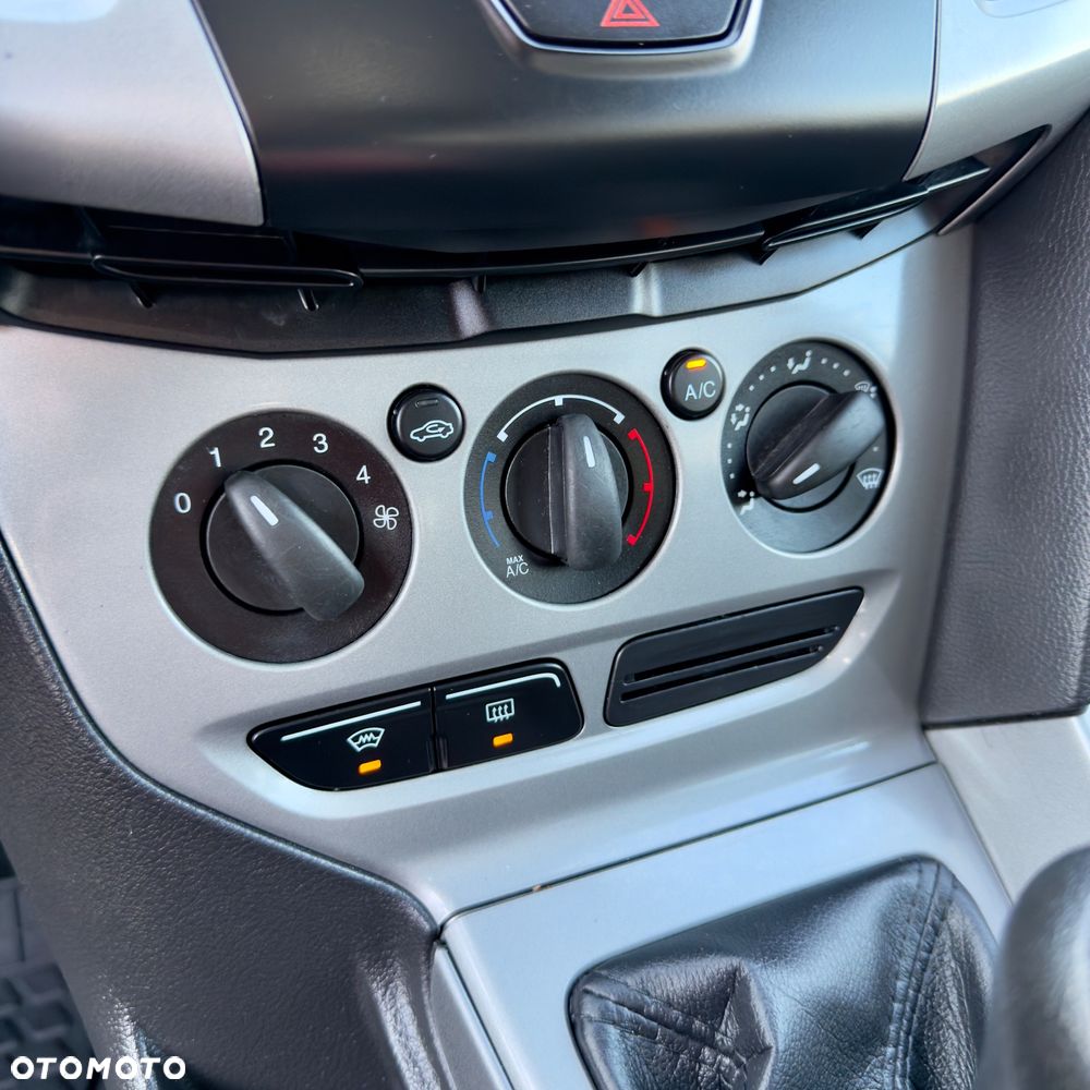 Ford Focus 1.6 Ti-VCT Trend - 17