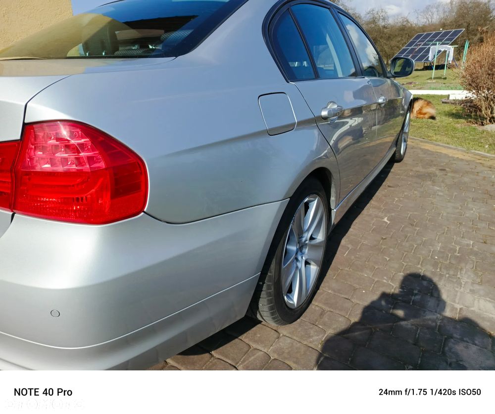 BMW Seria 3 320i Edition Exclusive - 4