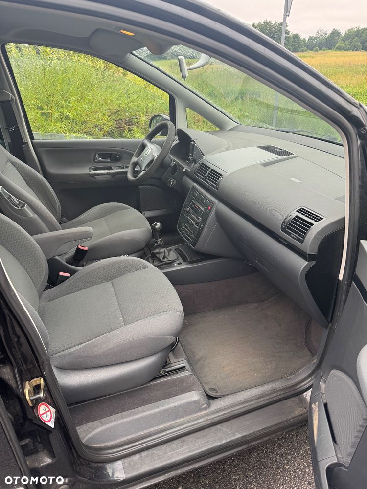 Volkswagen Sharan 1.9 TDI - 10