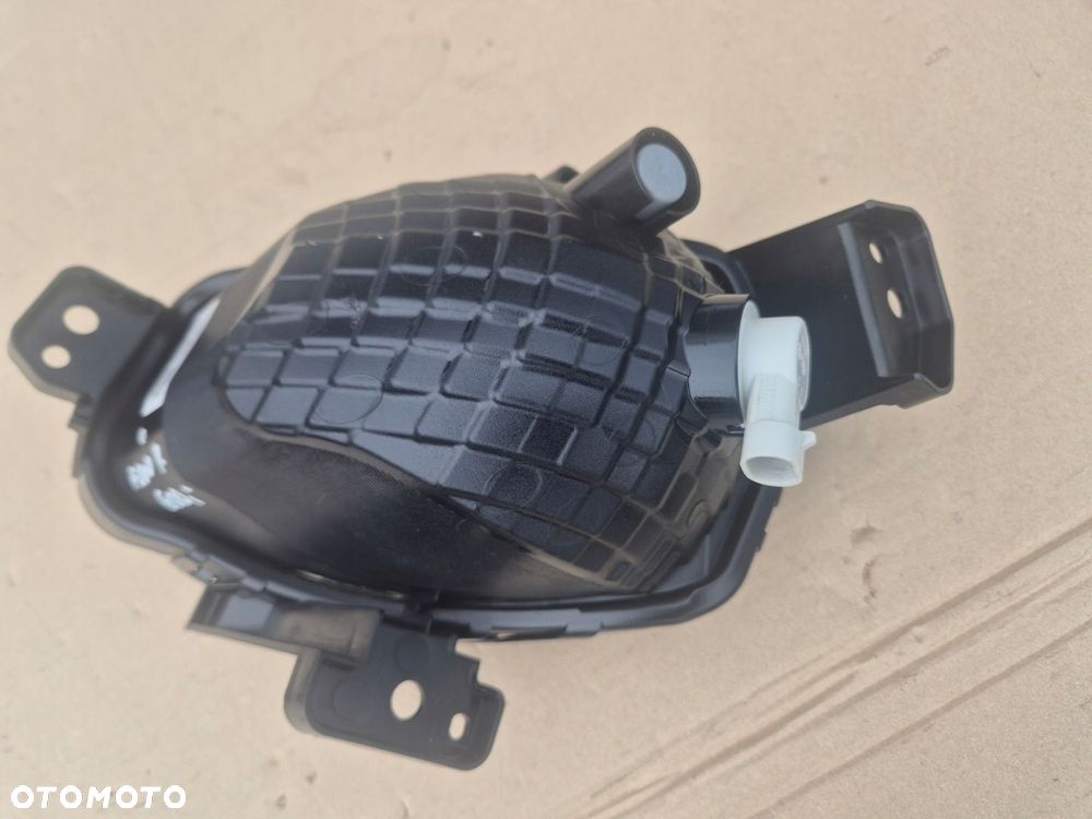 Fiat 600e kierunkowskaz prawy.NIE Led.MOPAR. 2023- - 7