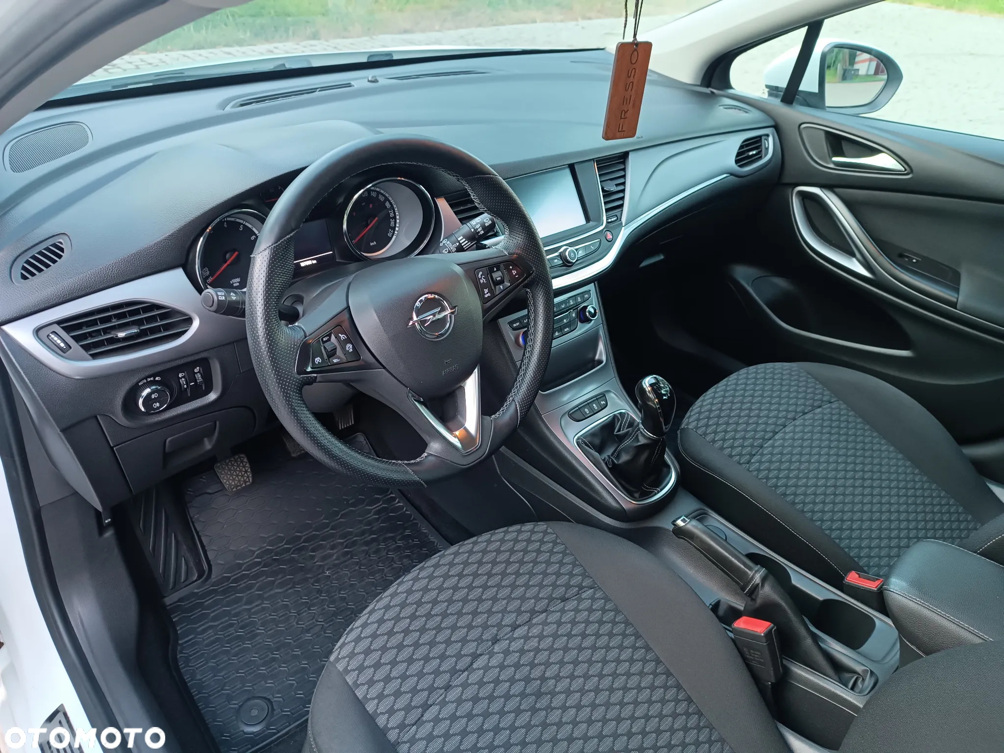 Opel Astra 1.4 Turbo Sports Tourer Dynamic - 28
