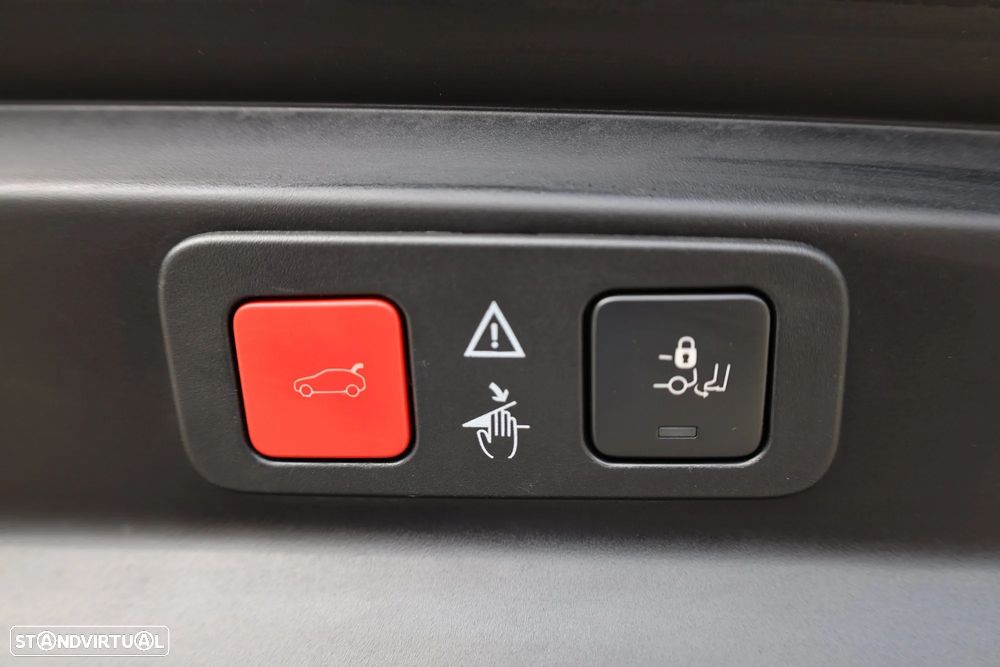 Peugeot 5008 1.2 PureTech Allure EAT8 - 19