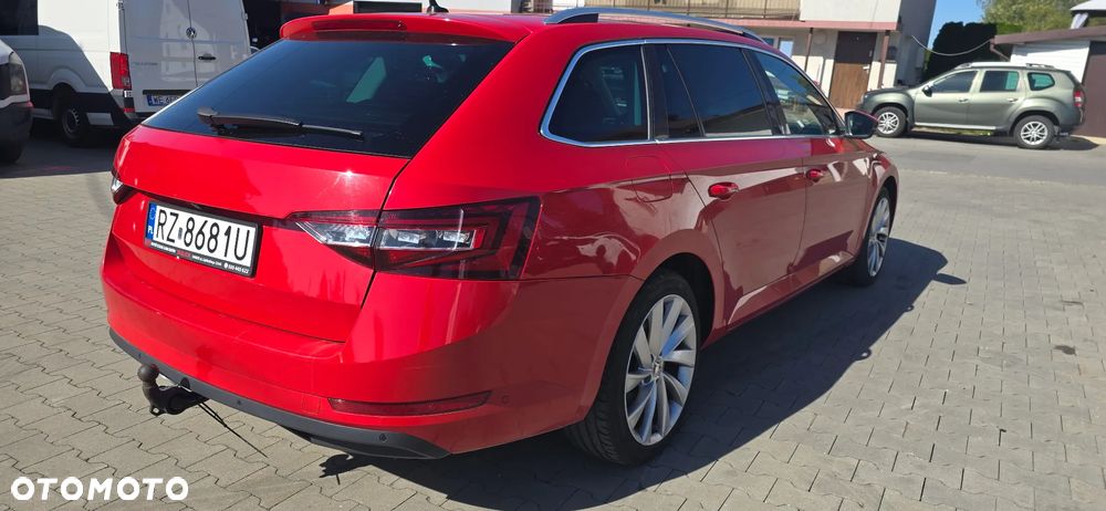 Skoda Superb 2.0 TDI 4x4 Active DSG - 3