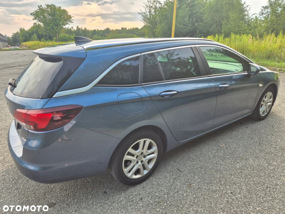 Opel Astra 1.6 CDTI DPF ecoFLEX TourerStart/Stop Selection - 4