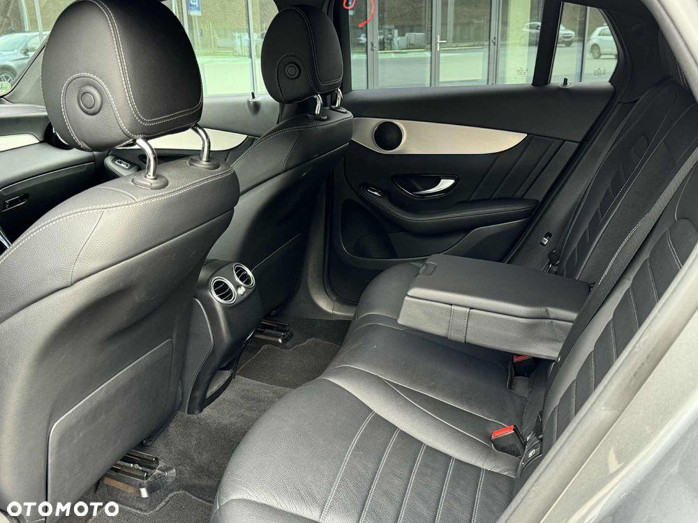 Mercedes-Benz GLC 300 4-Matic - 9