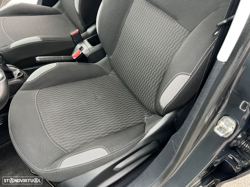 Peugeot 208 1.2 PureTech Active - 15