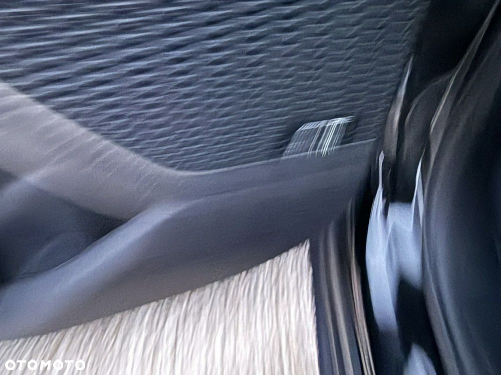 Jeep Grand Cherokee - 14