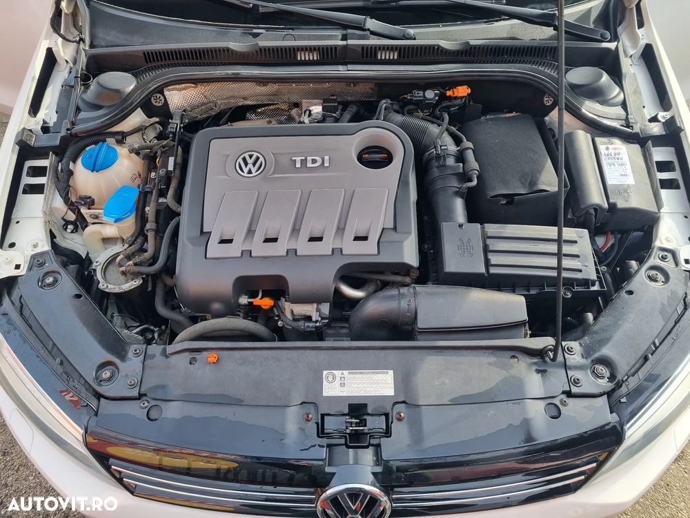 Volkswagen Jetta 2.0 TDI DPF Comfortline - 16