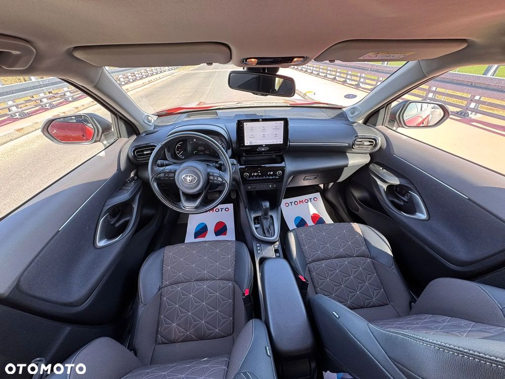 Toyota Yaris Cross Hybrid 1.5 Executive - 9