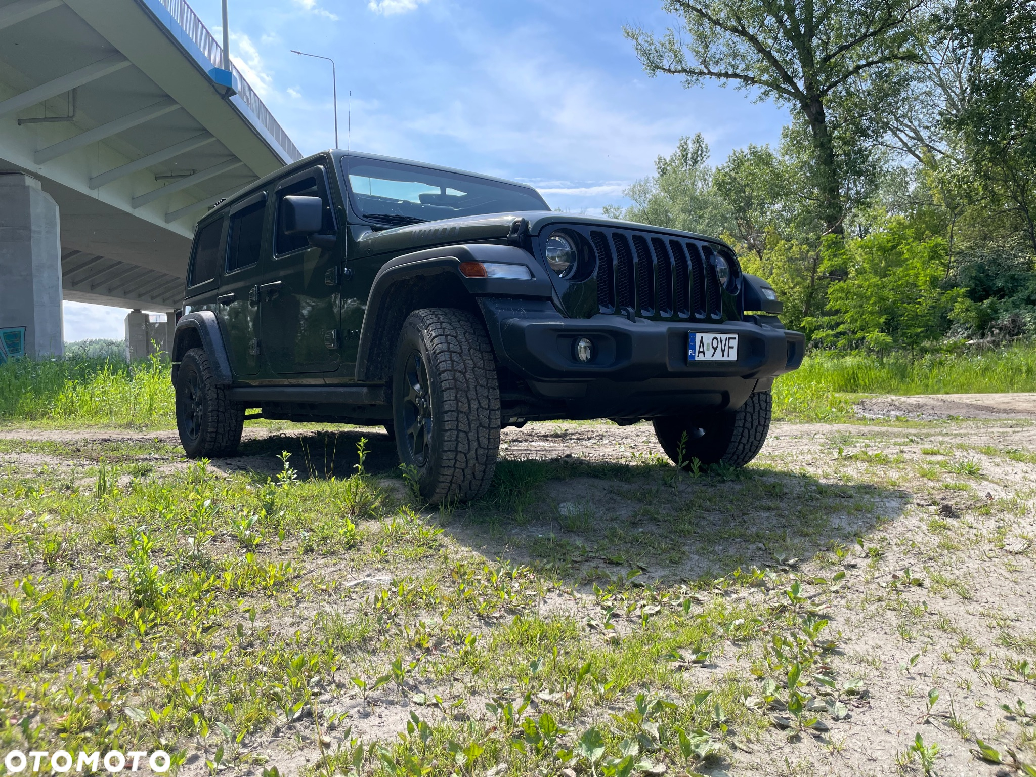 Jeep Wrangler - 21