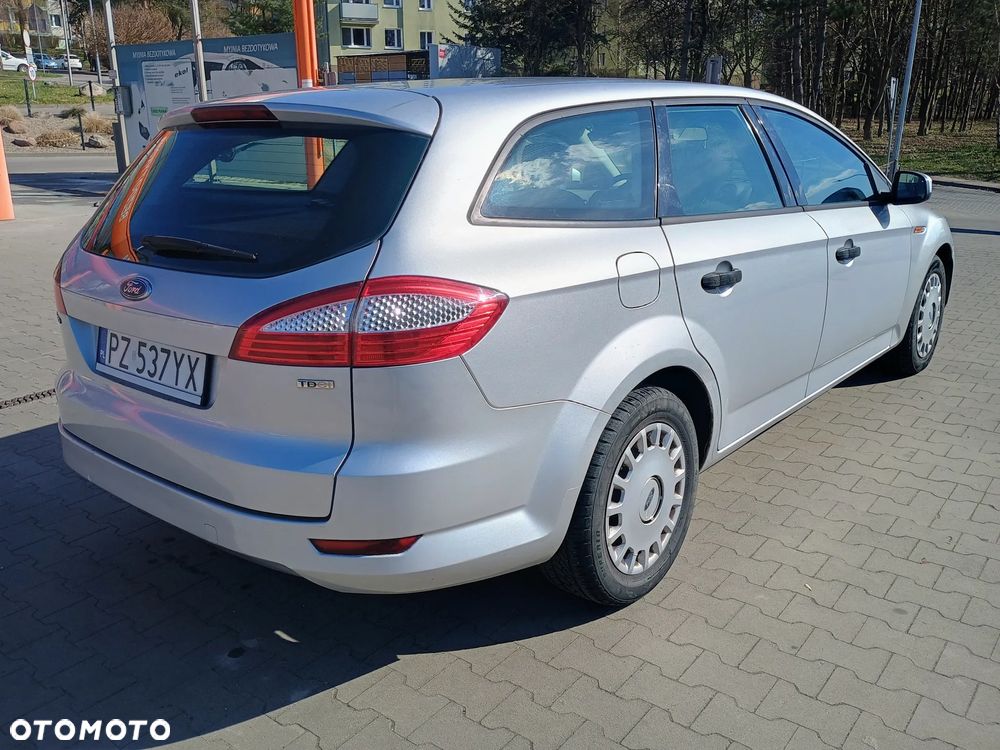 Ford Mondeo 2.0 TDCi Titanium - 4