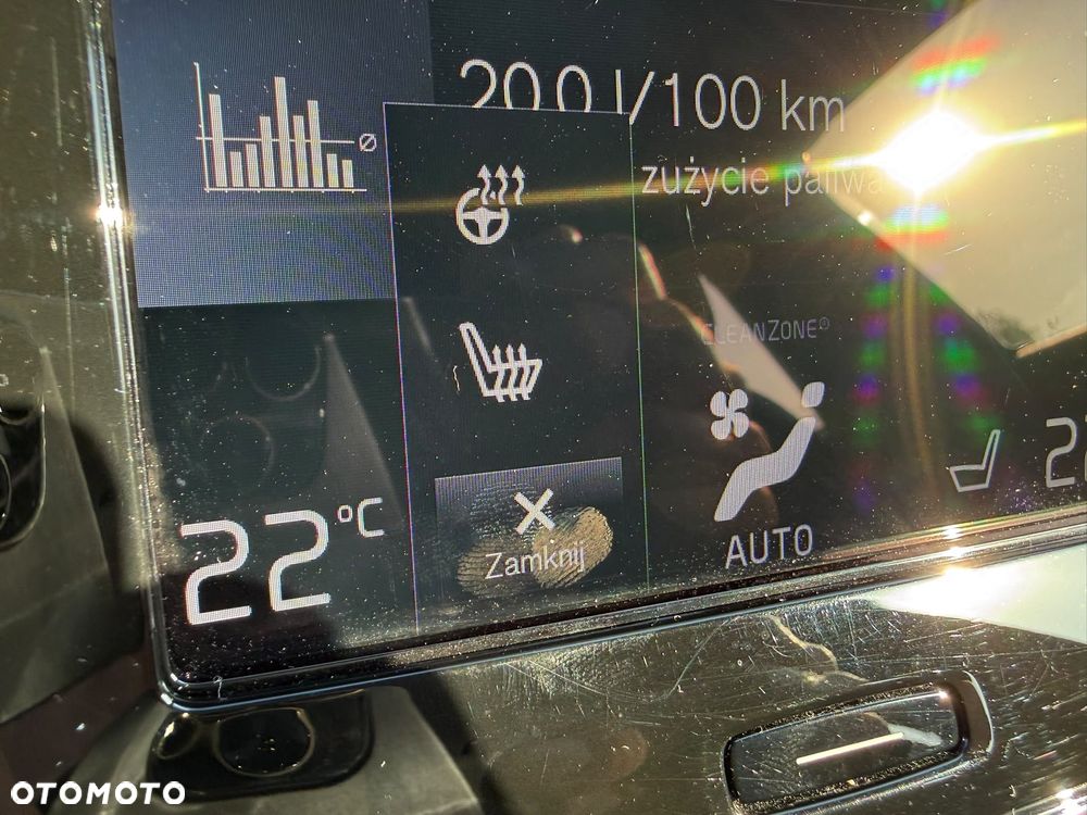 Volvo XC 40 T3 Momentum Pro - 20