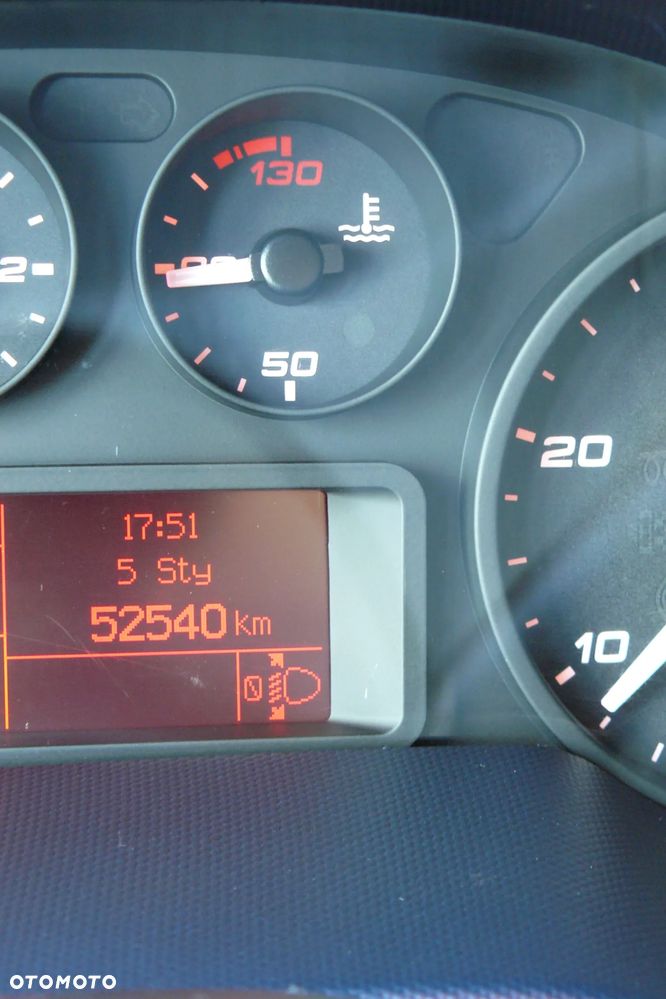 Iveco DAILY 3,0 12 EURO PALET. 52 TYS KM PRZEBIEG!!! - 19