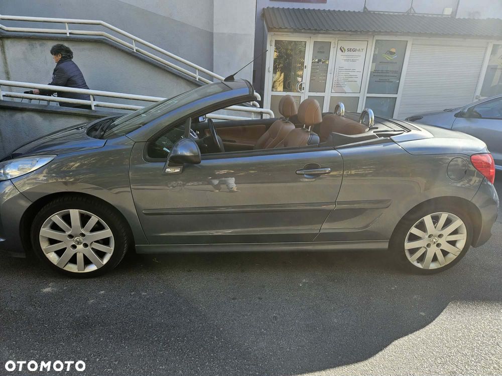 Peugeot 207 1.6 Turbo Platinum - 9