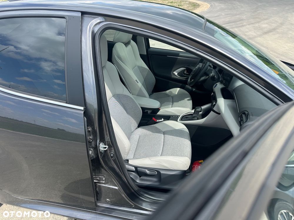 Toyota Yaris Hybrid 1.5 Premiere Edition - 9
