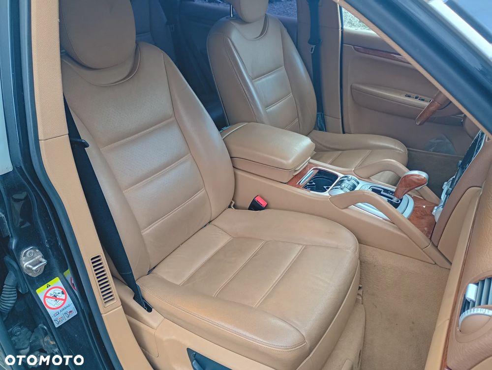 Porsche Cayenne - 12