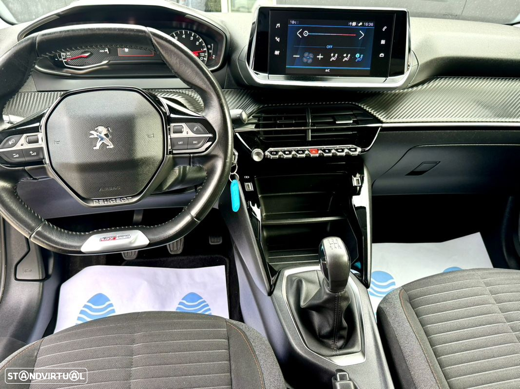 Peugeot 208 1.2 PureTech Like - 45