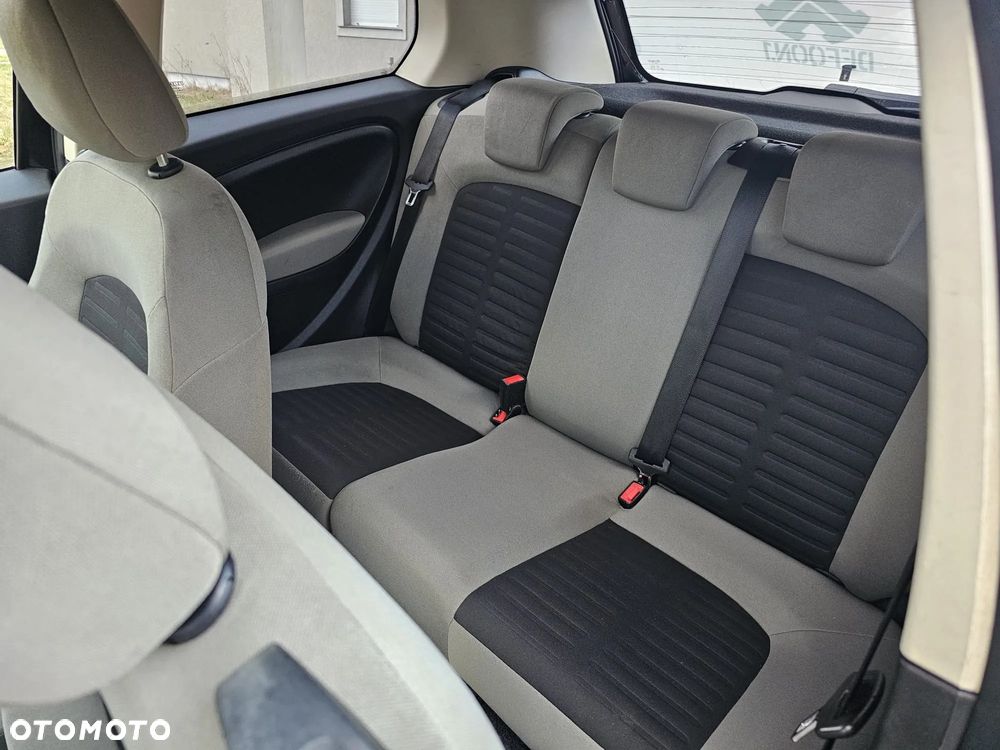 Fiat Punto 1.4 16V Emotion - 6