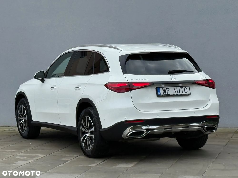 Mercedes-Benz GLC 200 d 4-Matic - 4