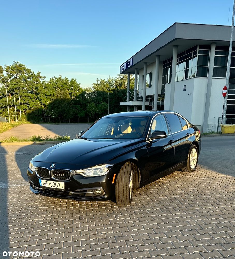 BMW Seria 3 330i Luxury Line sport - 3