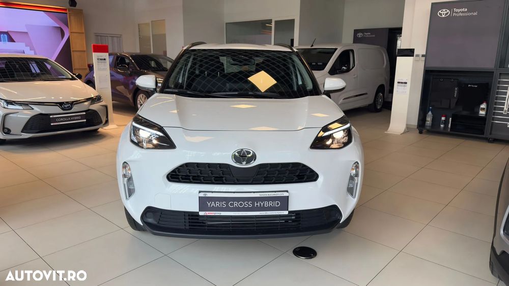 Toyota Yaris Cross 1.5 VVT-i HSD 4x2 Active - 3